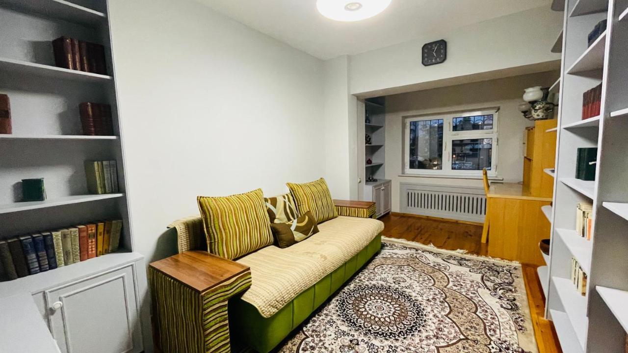 טשקנט 3-Bedroom Apartment On Ohunboboev מראה חיצוני תמונה