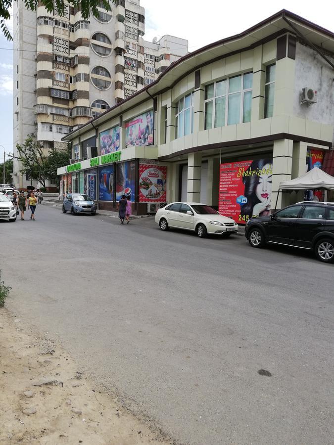 טשקנט 3-Bedroom Apartment On Ohunboboev מראה חיצוני תמונה